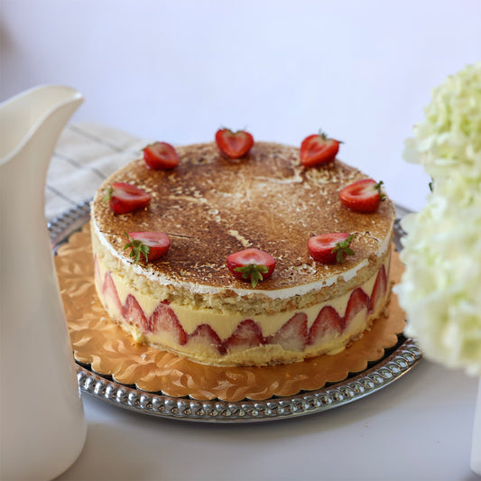 FRAISIER STRAWBERRY CAKE